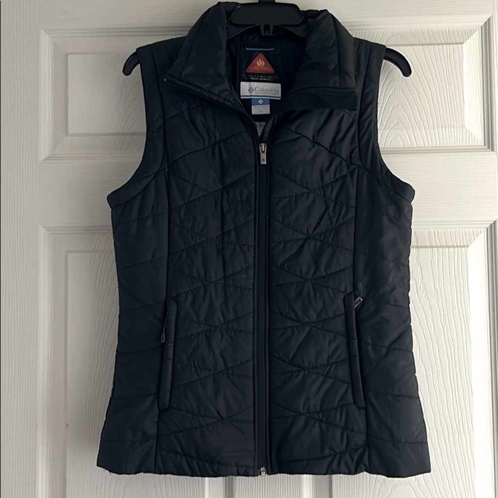 Black Puffer Vest -Columbia